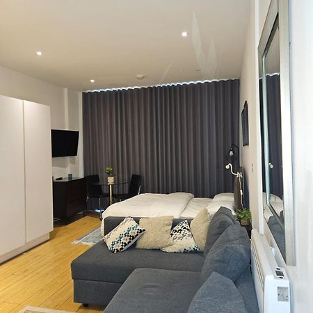 Classic Studio For 4 In Piccadilly Soho Central London Vr3 Экстерьер фото