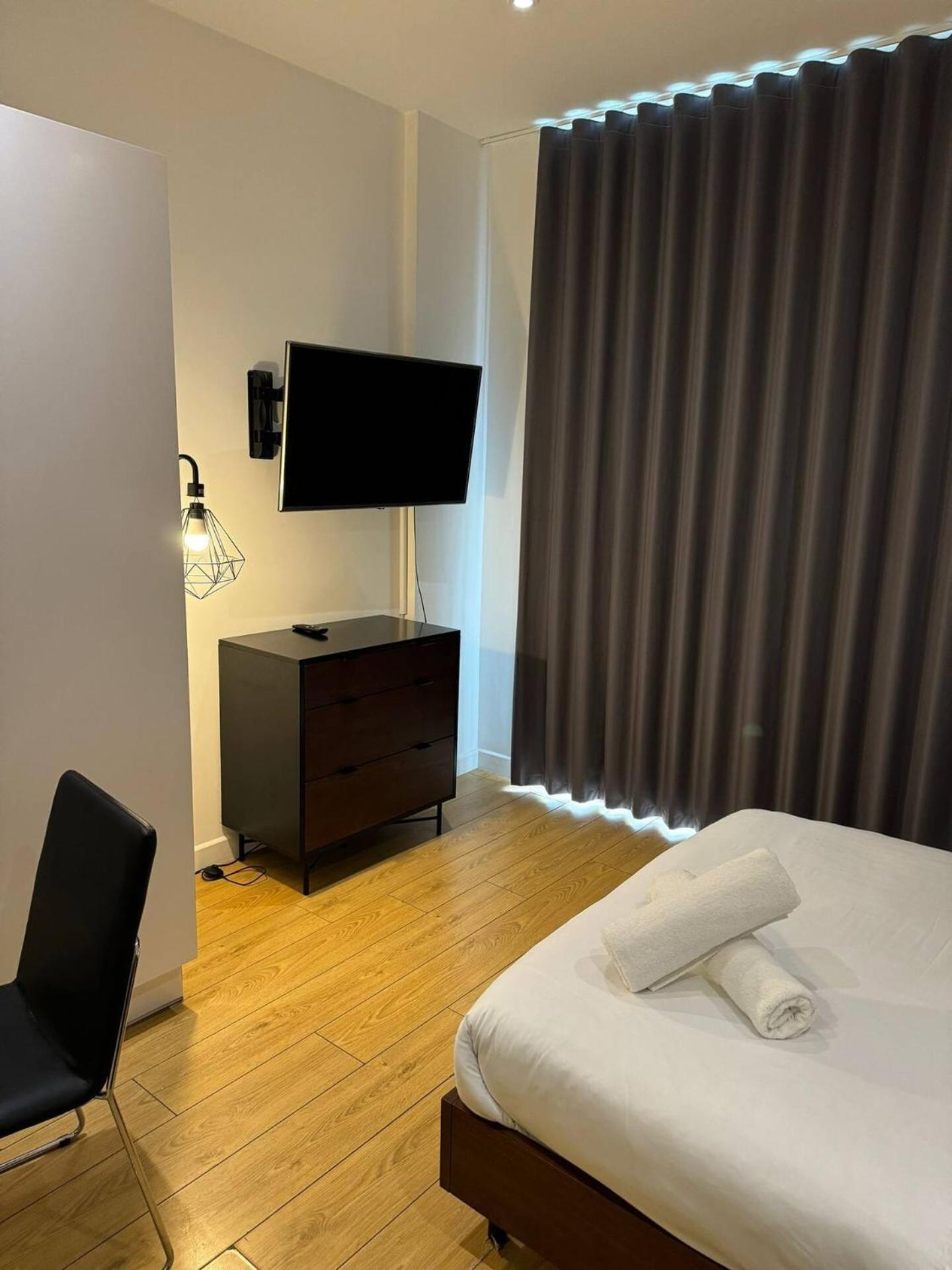 Classic Studio For 4 In Piccadilly Soho Central London Vr3 Экстерьер фото